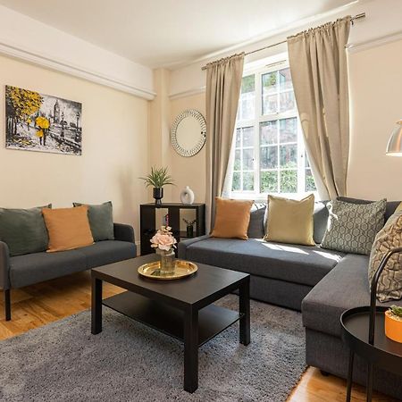 Charming 2 Bedroom Flat In Kensington High Street Londra Esterno foto