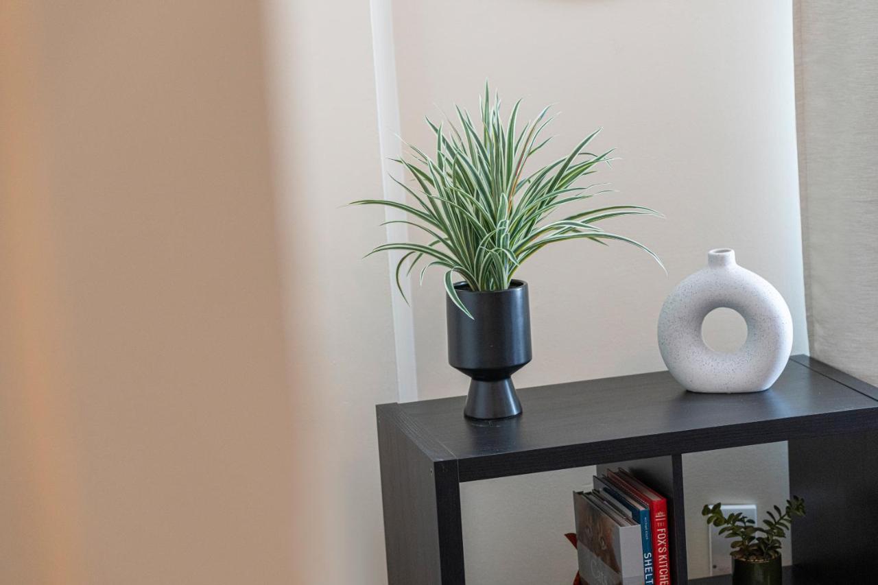 Charming 2 Bedroom Flat In Kensington High Street Londra Esterno foto