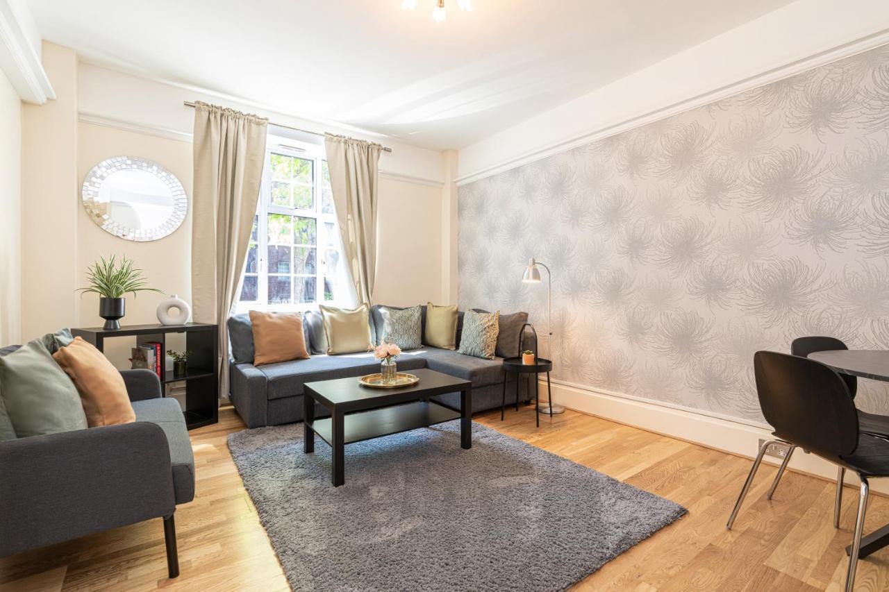 Charming 2 Bedroom Flat In Kensington High Street Londra Esterno foto