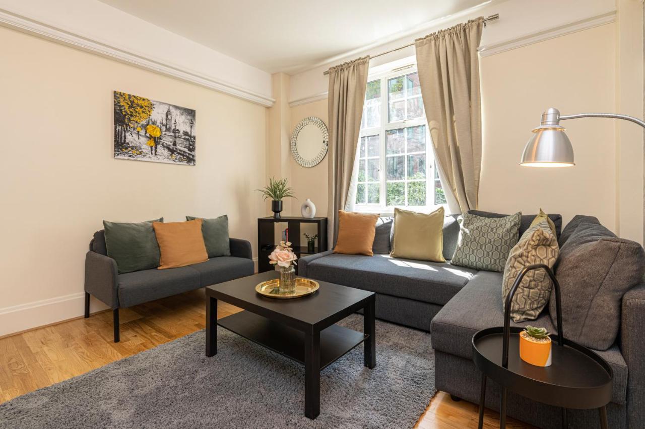 Charming 2 Bedroom Flat In Kensington High Street Londra Esterno foto