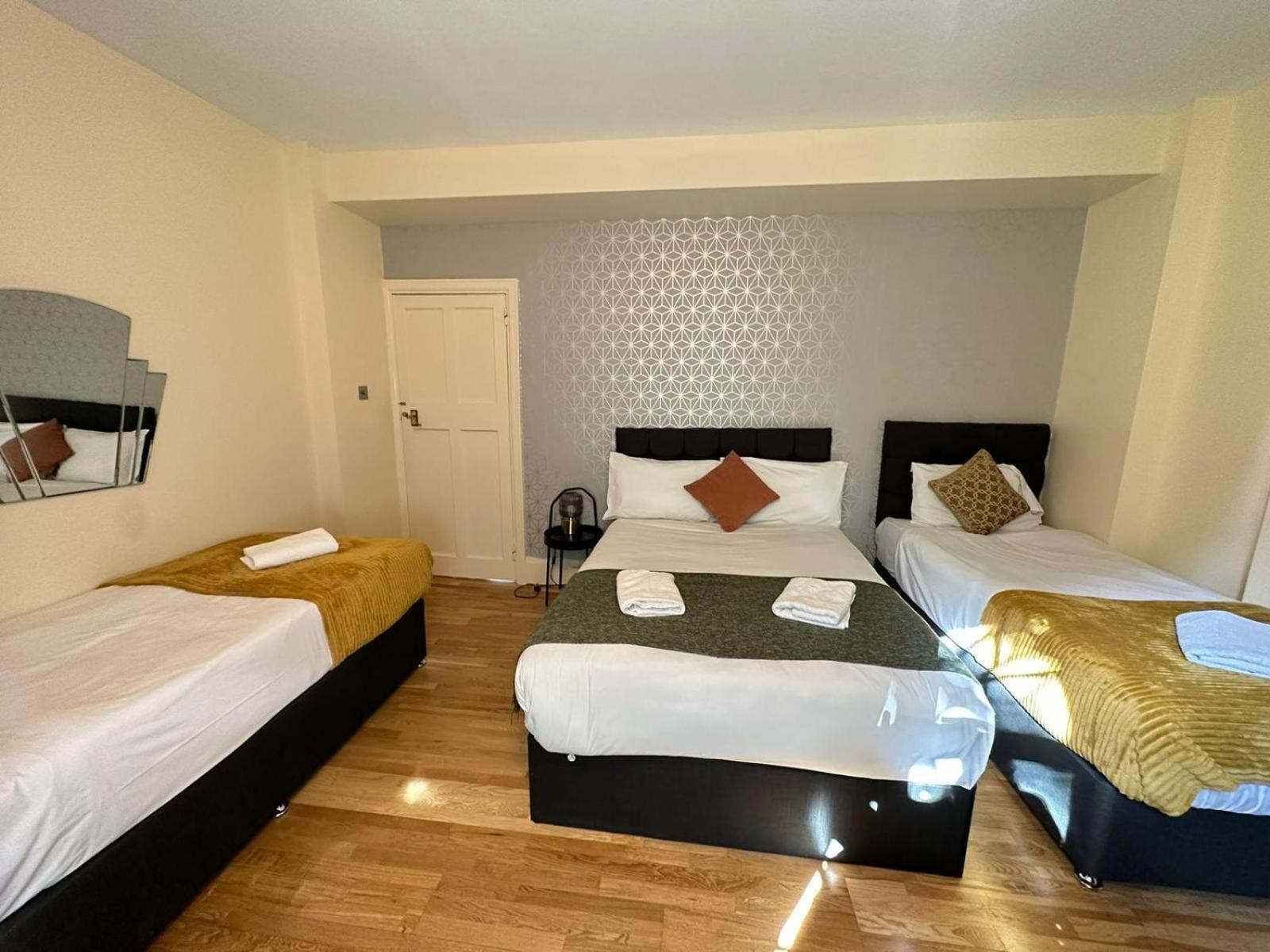 Charming 2 Bedroom Flat In Kensington High Street Londra Esterno foto
