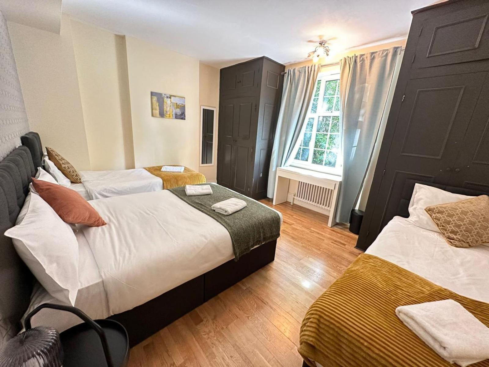 Charming 2 Bedroom Flat In Kensington High Street Londra Esterno foto