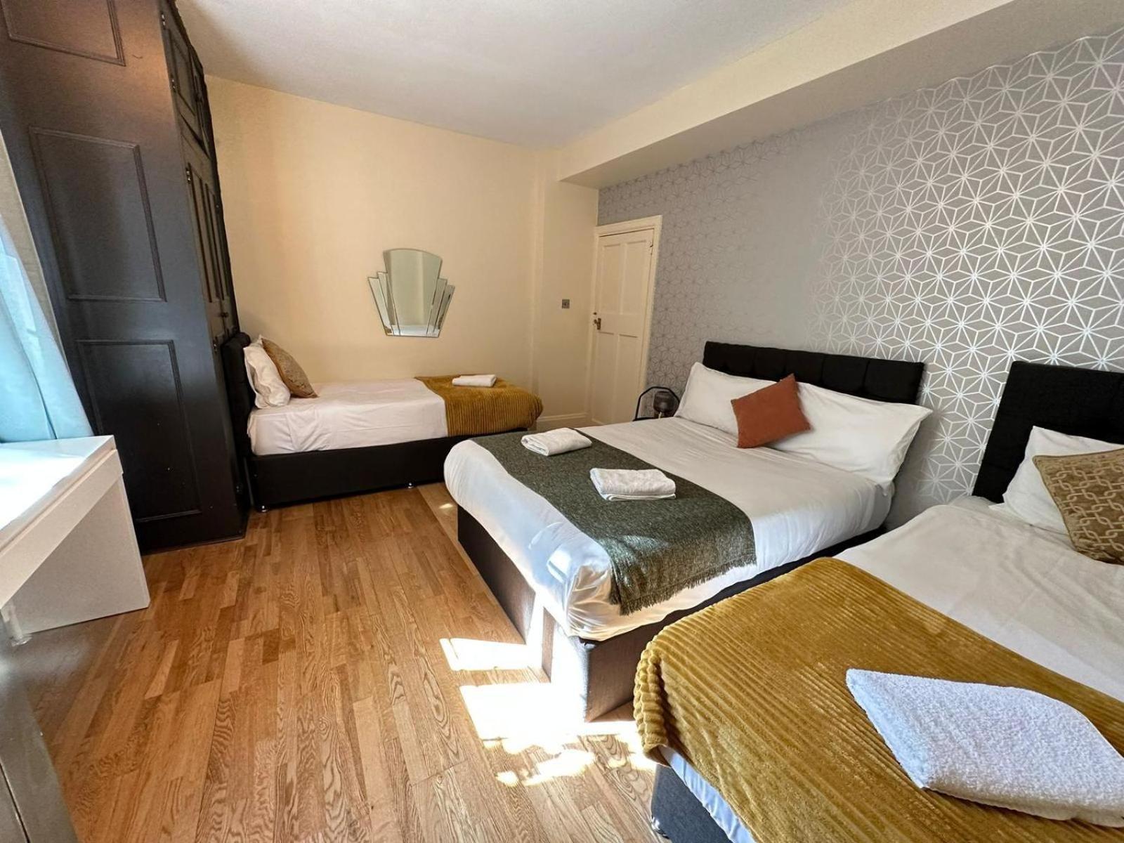 Charming 2 Bedroom Flat In Kensington High Street Londra Esterno foto